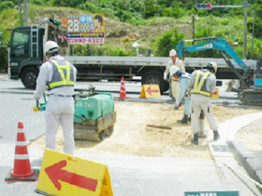 現場作業スタッフ【道路の陥没補修やガードレールの撤去および設置など】の画像