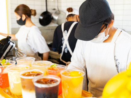 カフェスタッフ（料理長・店長候補）の画像