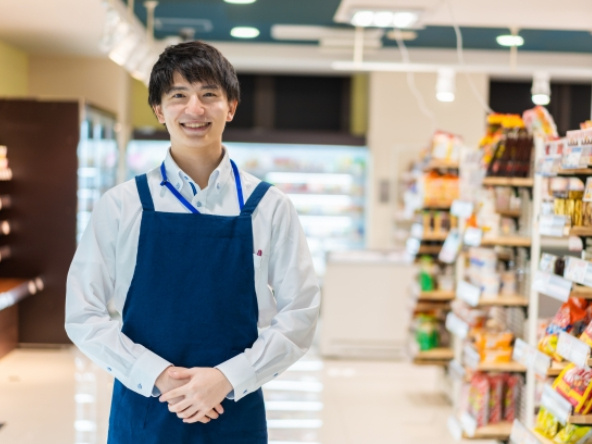 コンビニスタッフ【レジ・品出し、POP作り、接客など】の画像