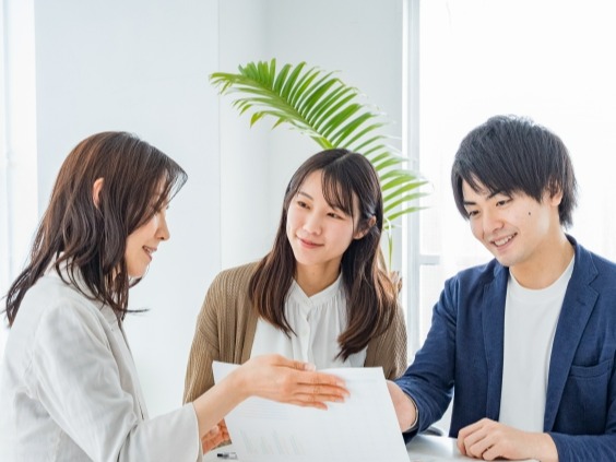 一般事務スタッフ【アシスタント業務や書類作成及び電話や来客対応など】の画像