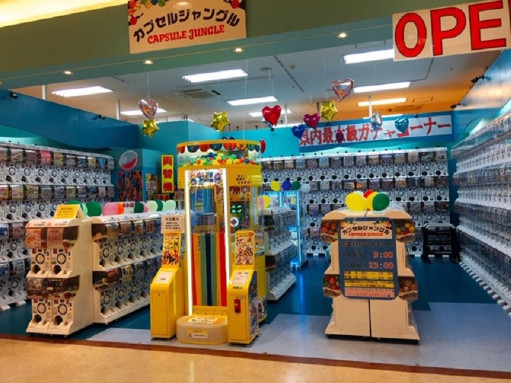 ゲームセンタースタッフ【ガチャガチャカプセルの専門店スタッフ】の画像