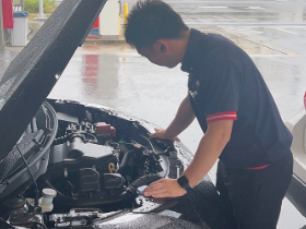 （障がい者採用）レンタカー業務補助スタッフ【車両の日常点検や店舗内清掃など】の画像