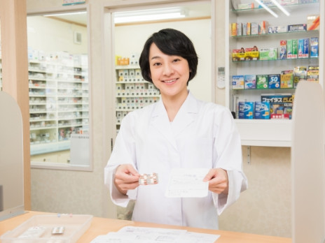 調剤薬局事務(未経験可)【患者さんの受付対応や会計業務及び処方箋の入力など】の画像