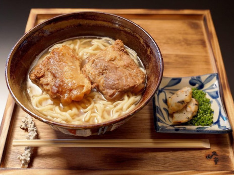 ホールスタッフ【沖縄そば店での配膳や簡単な盛付けなど】の画像