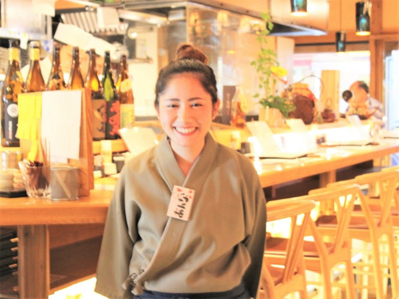 ホールスタッフ【落ちついた雰囲気の肉専門和食店でホール接客のお仕事】の画像