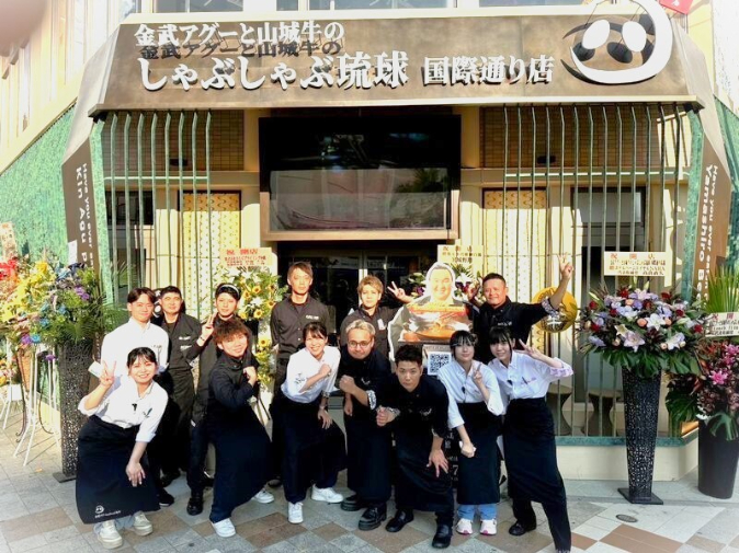 ホールスタッフ【接客や配膳や片付け業務など】の画像