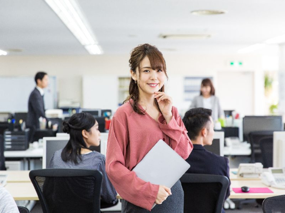 店舗事務スタッフ【保険代理店での予約受付など事務業務】の画像