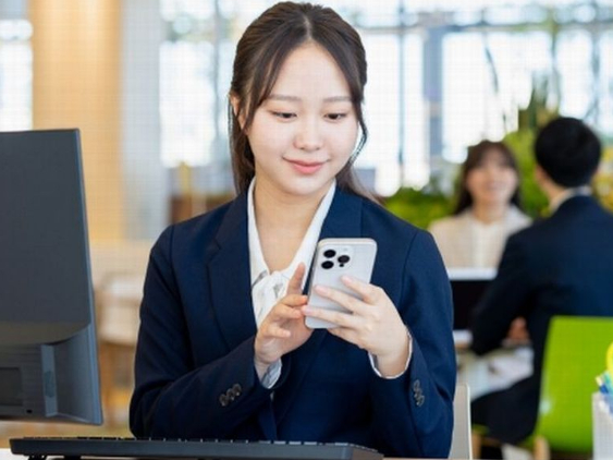 (未経験可)パソコンやスマホを使ったWEBサイトのチェック/A1の画像